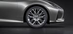 Lexus RC300h 2018 года (WW)